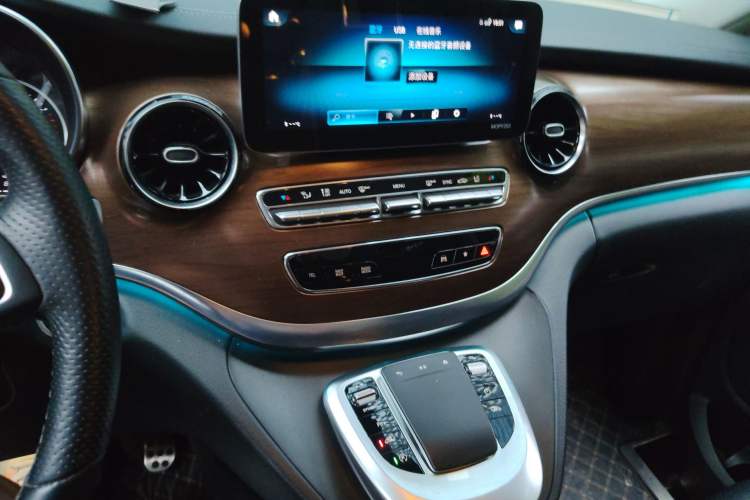 Used Mercedes-Benz V-Class 2021 V 260 L Long Wheelbase Prestige Edition
