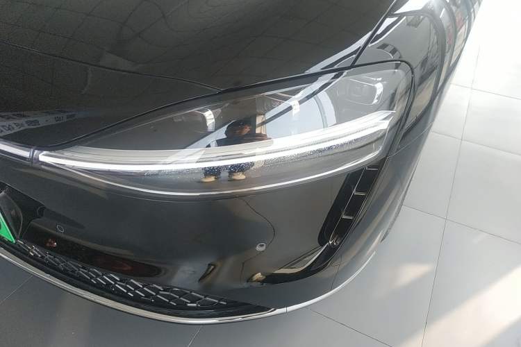 Used Hima S9T 2025 Model Range-Extended Max Long-Range Version Left Front Headlight