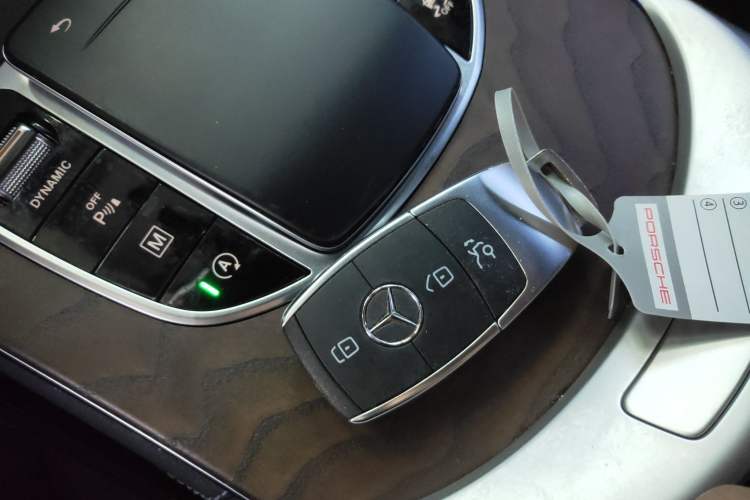 Used Mercedes-Benz GLC 2021 GLC 260 L 4MATIC Luxury Model
