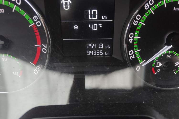 Used Skoda Octavia 2019 1.5L Automatic SmartDrive Comfort Edition China V Standard
