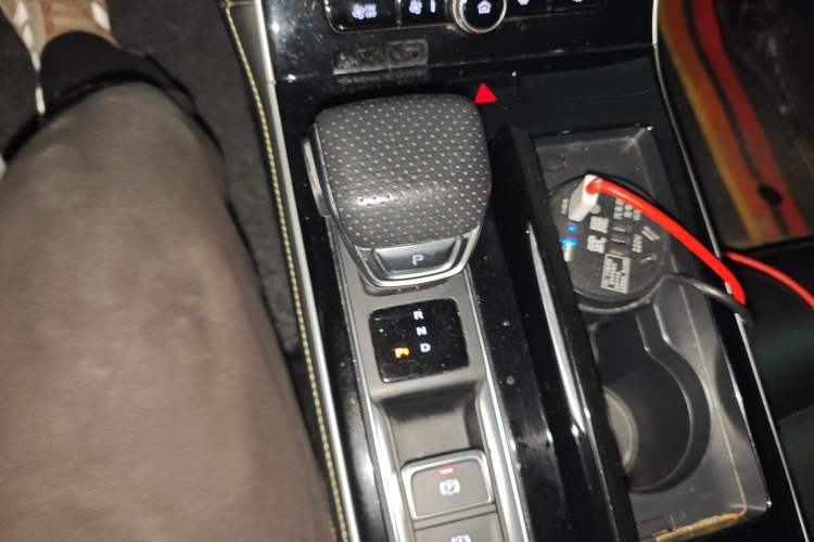 Used Roewe i6 MAX New Energy 2021 EV 500 Skyroof Deluxe Edition
