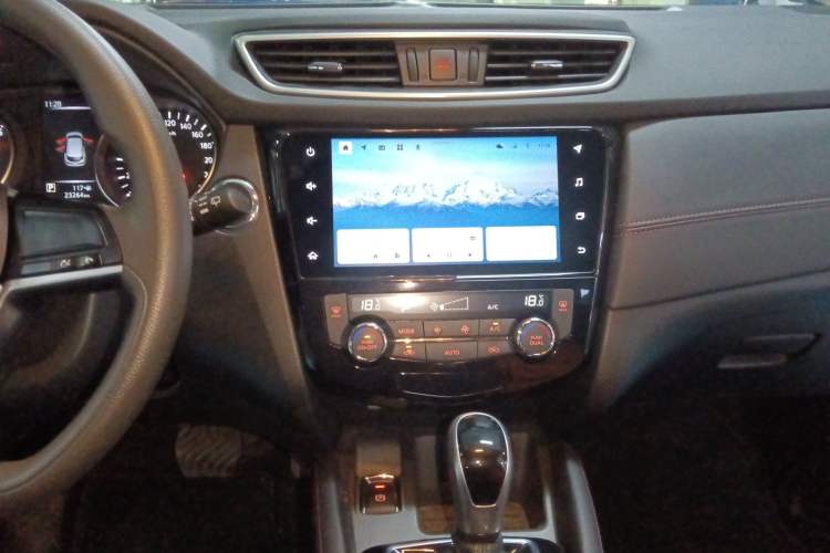 Used Nissan Qashqai 2023 Classic 2.0L CVT XV Comfort Edition