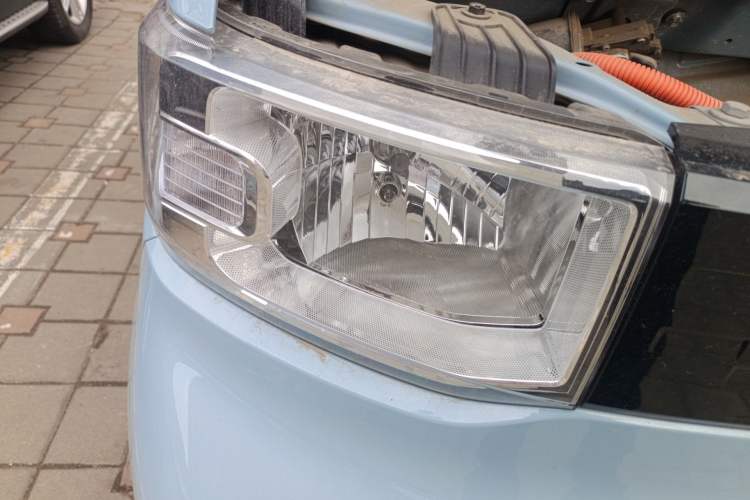 Used Wuling Hongguang MINIEV 2022 Easy Version Lithium-NMC Right Front Headlight