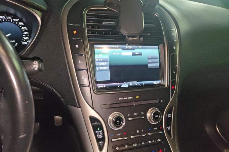 Used Lincoln MKX 2015 2.0T Four-Wheel Drive Luxury Edition
