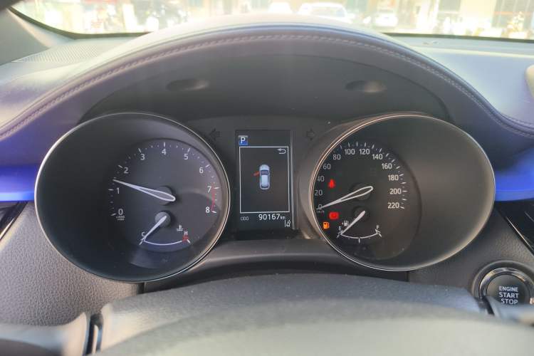 Used Toyota IZOA 2018 2.0L Yichi Version China VI Standard