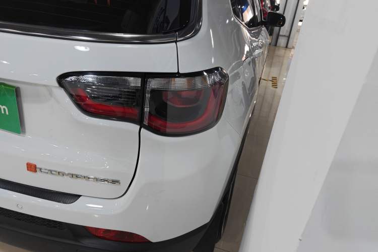 Used Jeep Compass 2019 220T Automatic Family Edition
