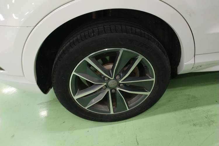 Used Audi Q3 2017 40 TFSI quattro all-wheel-drive sport model