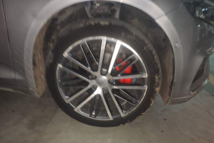 Used Geely Auto Preface 2021 2.0TD Flagship Edition Right Front Wheel Hub