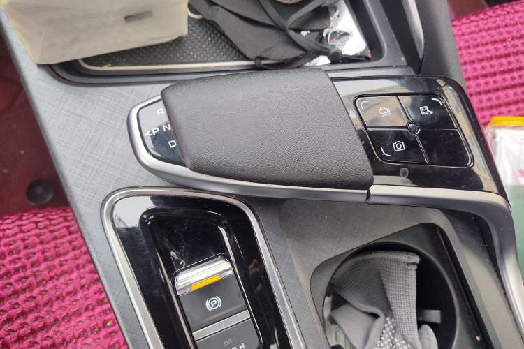 Used Changan UNI-T 2022 1.5T Prestige Version
