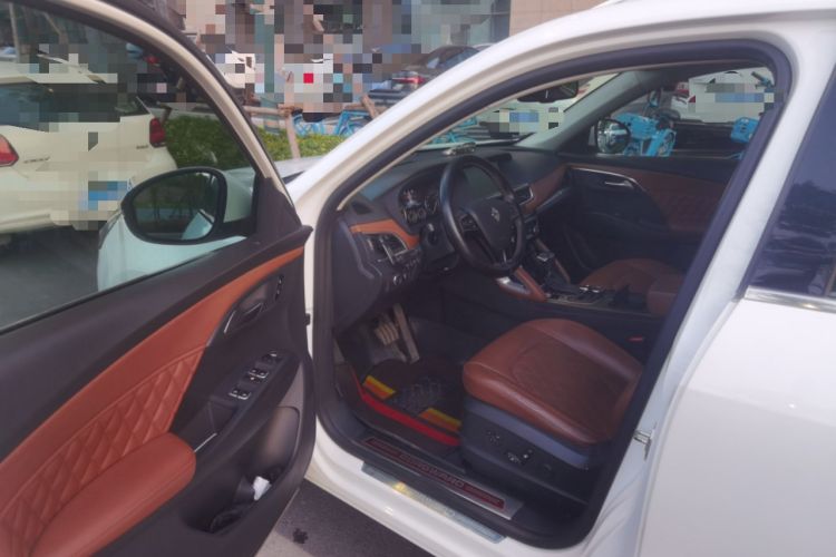 Used BORGWARD BX7 2016 28T Four-Wheel Drive Flagship Version 5 Seats Driver Seat