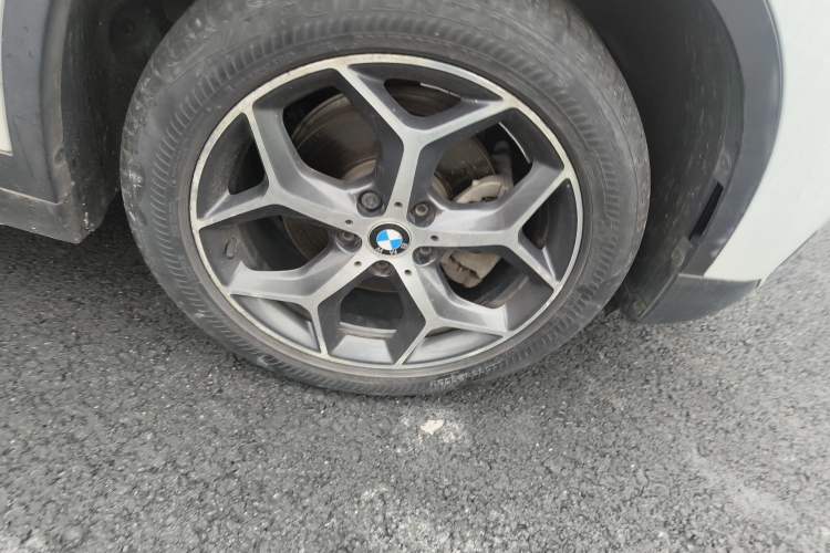 Used BMW X1 2018 sDrive18Li Luxury Model