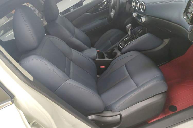 Used Nissan Qashqai 2025 Honor 2.0L CVT XV+ Leading Edition Right Front Seat