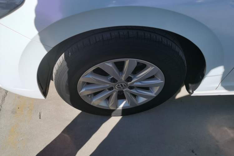 Used Volkswagen Bora 2020 1.5L Automatic Fashion Edition Left Front Wheel Hub