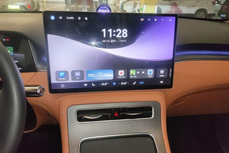 Used Hima H5 2025 Model Range-Extending Max Audio And AC Panel