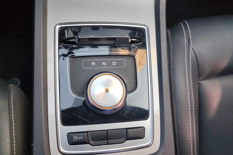 Used Roewe i6 New Energy 2017 45T Hybrid Connect & Smart Enjoyment Edition
