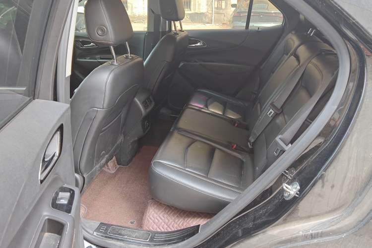 Used Chevrolet Equinox 2019 535T Automatic YuJie Edition China VI