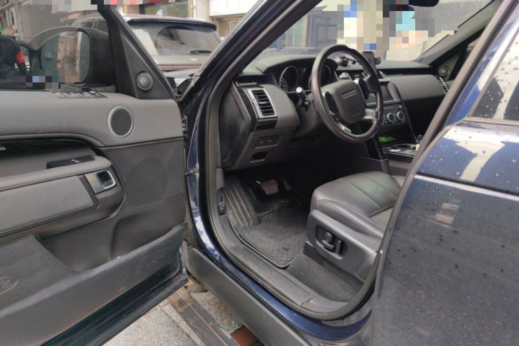 Used Land Rover Discovery 2019 3.0 SC V6 SE Driver Seat