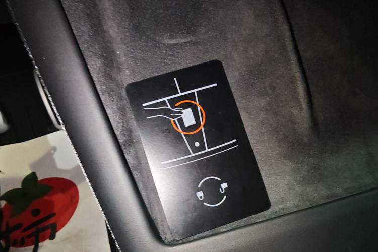 Used Tesla Model 3 2025 Rear-Wheel-Drive Version