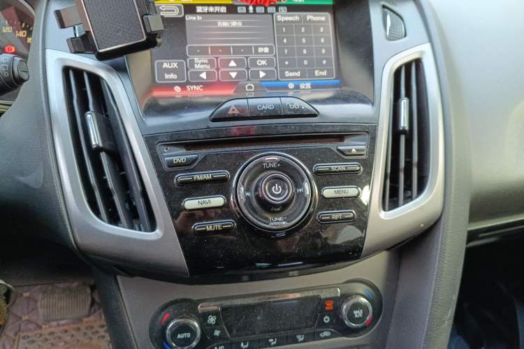 Used Ford Focus 2012 Hatchback 1.6L Automatic Fashion Edition
