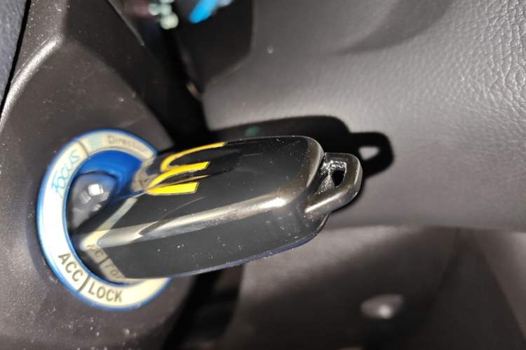 Used Ford Focus 2017 Hatchback 1.6L Manual Comfort Plus SmartDrive Edition
