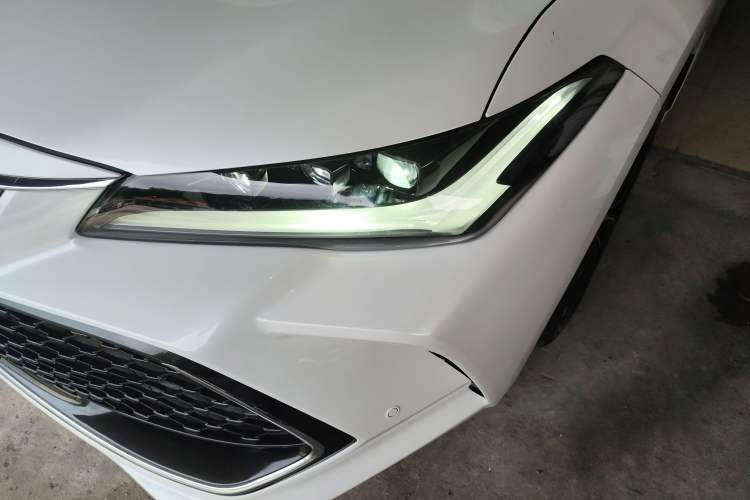 Used Toyota Avalon 2022 2.5L Luxury Edition Left Front Headlight