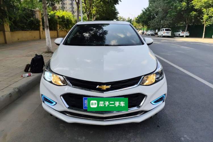 Used Chevrolet Cruze 2017 1.5L Automatic Pioneer Sunroof Edition