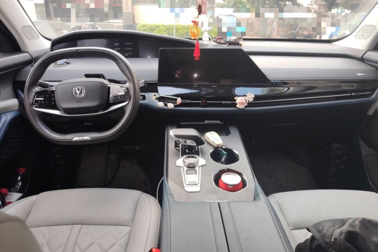 Used Changan UNI-K iDD 2022 Blue Whale iDD 130km 1.5T Prestige Model
