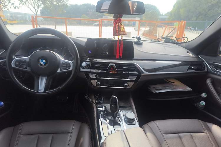 Used BMW 5 Series 2019 Restyled 525Li M Sport Package