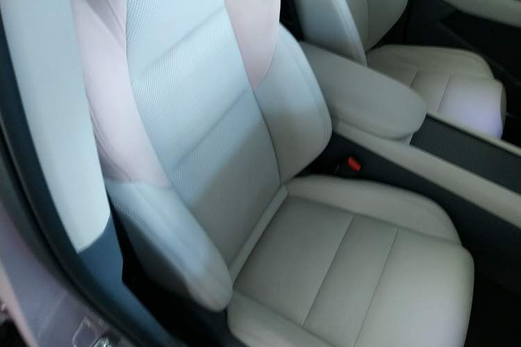 Used Lynk & Co 06 EM-P 2023 EM-P 126 Long-Range Halo