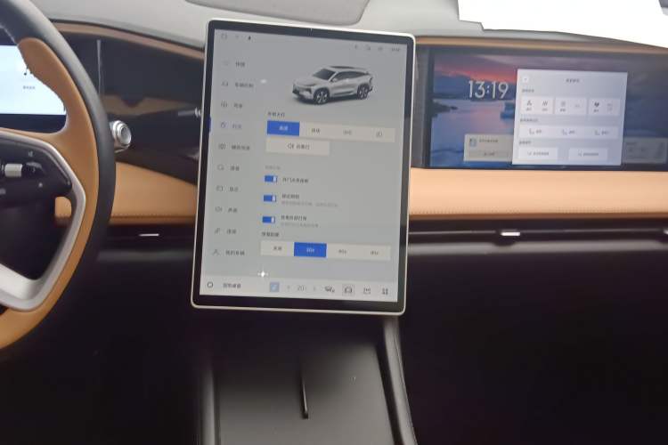 Used Geely Galaxy L7 2024 1.5T 115 km PLUS Dragon Edition