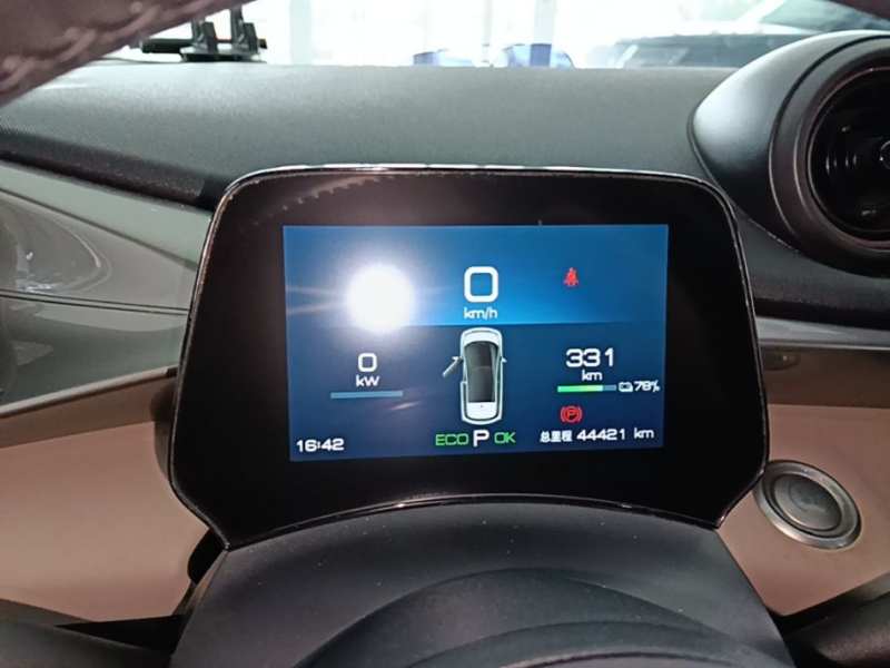 Used BYD Dolphin 2023 420 km Free Version — 11
