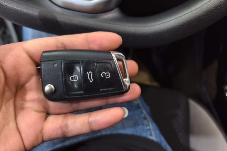 Used Volkswagen Tacqua 2021 200TSI DSG JoyConnect Edition
