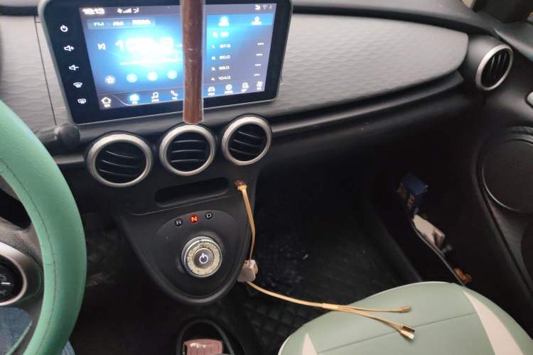 Used ORA Black Cat 2022 Updated Version 301 km Cute Pet Edition Lithium Iron Phosphate Audio And AC Panel