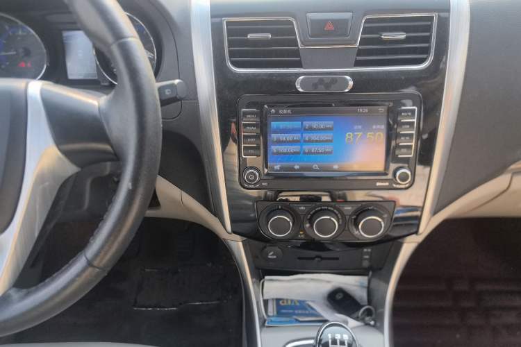 Used FORTHING S500 2017 1.5L Manual Luxury Model
