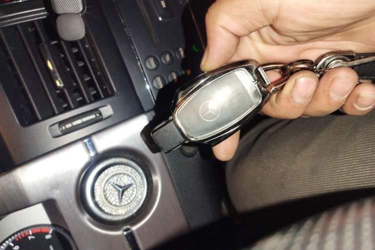 Used Mercedes-Benz GLK-Class 2012 GLK 300 4MATIC Luxury Model