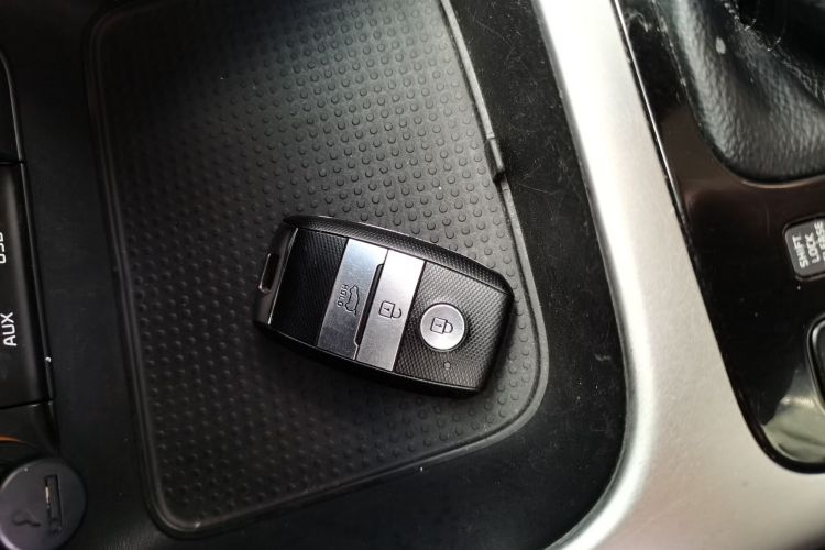 Used Kia KX3 2015 1.6L Automatic Two-Wheel Drive DLX Vehicle Key