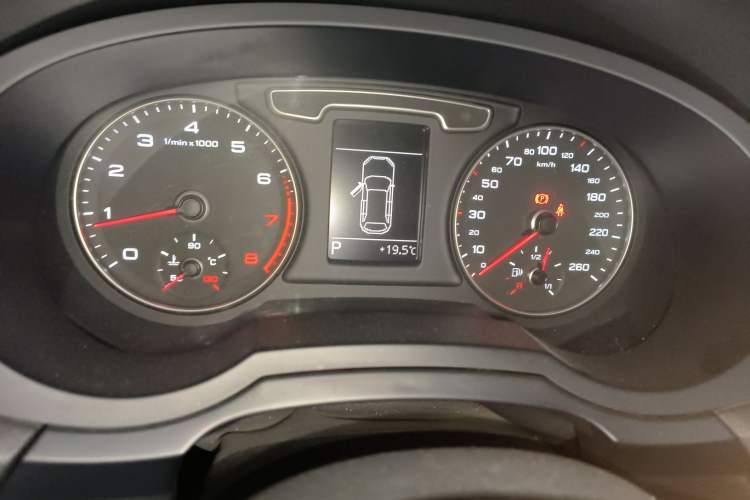 Used Audi Q3 2015 30 TFSI Ambition Edition