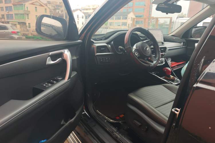 Used Kia Sportage R 2019 2.0L Automatic Smart Luxury Edition Driver Seat