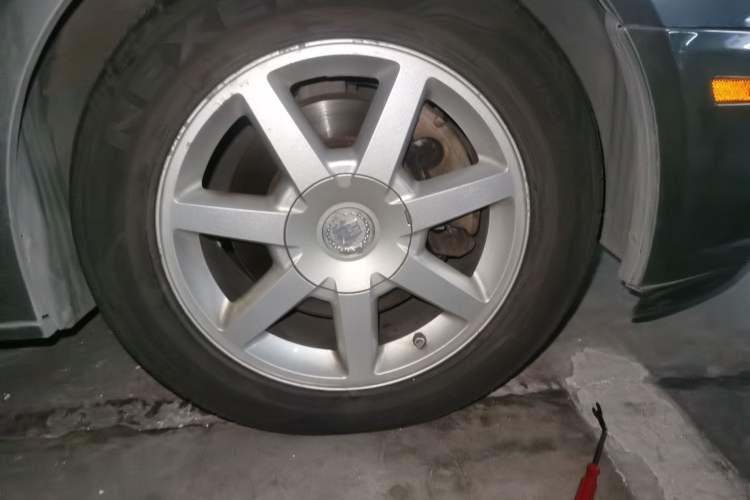 Used Cadillac SLS Seville 2007 2.8 Elite Edition Right Front Wheel Hub