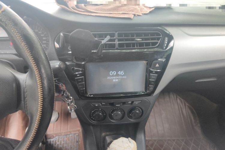 Used Citroen Elysee 2016 1.6L Automatic Fashion Model Audio And AC Panel