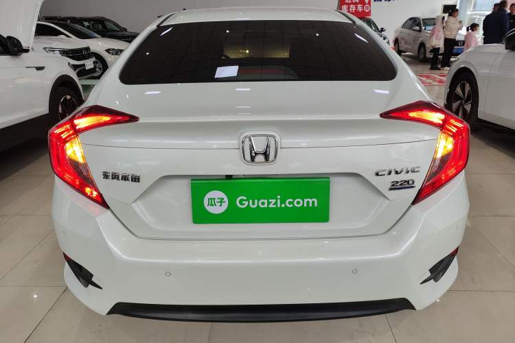 Used Honda Civic 2019 220TURBO CVT Dynamic Edition China VI