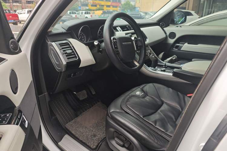 Used Land Rover Range Sport 2014 3.0 SC V6 HSE Driver Seat