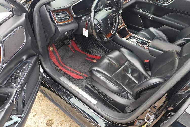 Used Lincoln Continental 2018 2.0T Two-Wheel Drive Deluxe Edition Driver Seat