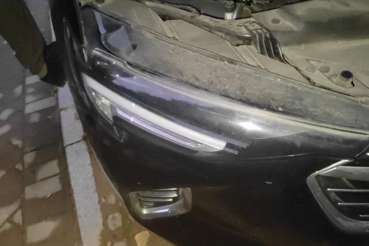 Used Buick Envision 2020 Encore S 652T Two-Wheel Drive Luxury Model