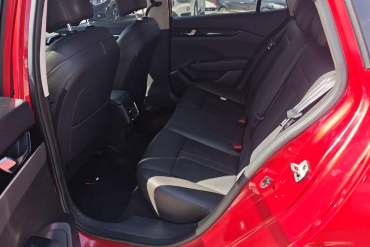 Used Dongfeng Aeolus Yixuan 2020 230T Automatic Advanced Edition
