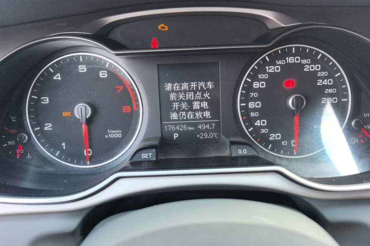 Used Audi A4L 2015 35 TFSI Automatic Comfort Model Instrument Cluster