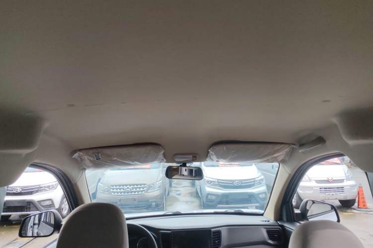 Used Wuling Hongguang V 2022 1.5L Jingqu Edition Electric-Assist LAR Headliner