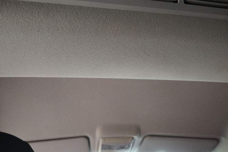 Used Jinbei Gold Hiace 2023 1.5L Passenger Vehicle Engineering Lion 9 Seats
