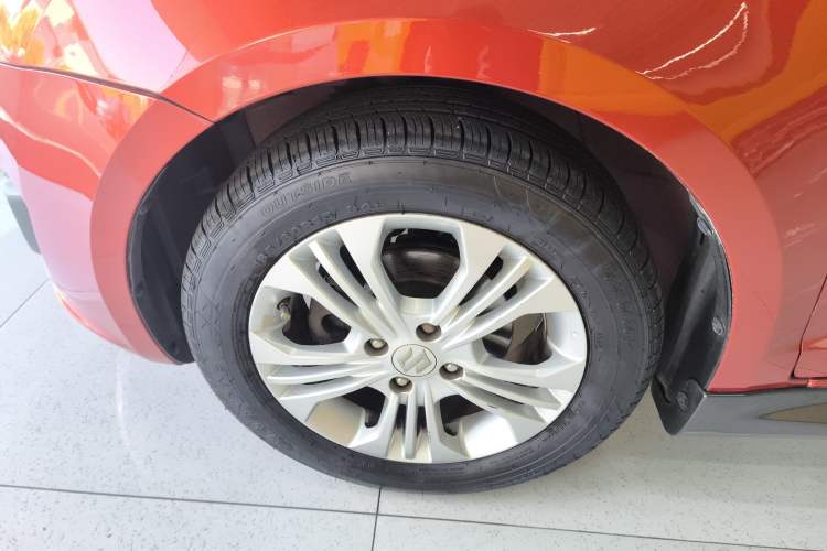 Used Suzuki Swift 2014 1.5L Automatic Fashion Edition
