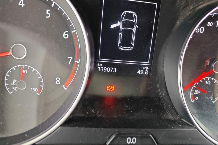 Used Volkswagen Golf 2016 230TSI Automatic Luxury Version
